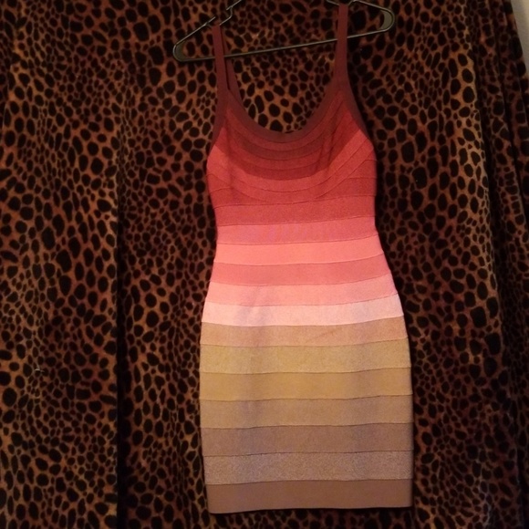 😍🤩NWT AUTHENTIC HERVE LEGER🤩😍 - Picture 2 of 7